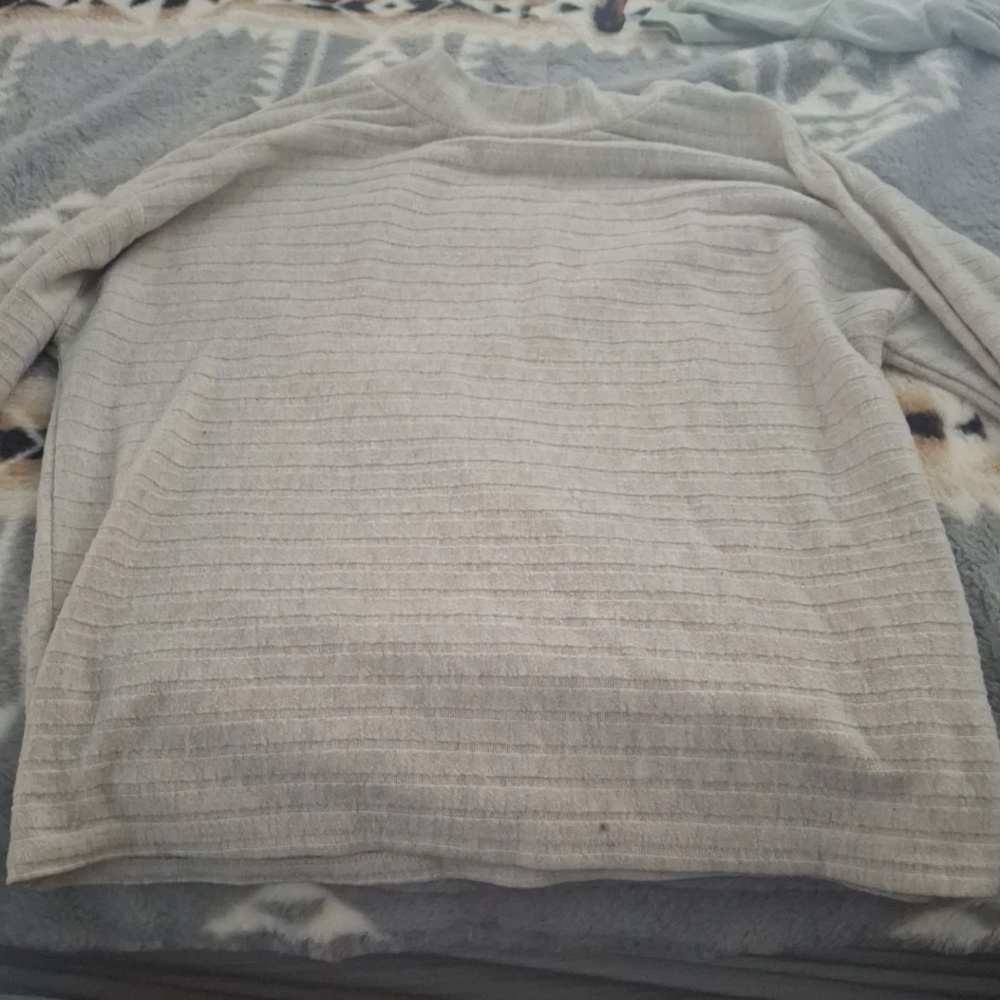 Women's Crewneck Sweater in Light Gray